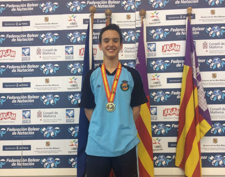 Alberto Hernandez, campió d’Espanya de natació escolar