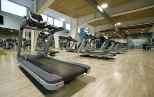 L’ús de la mascareta a la sala de fitness